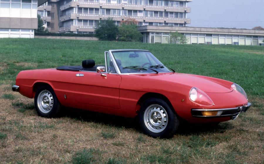 Alfa Romeo 2000 Spider Veloce (115) '1975 - 83